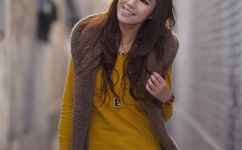 才一个手指头就疼成这样